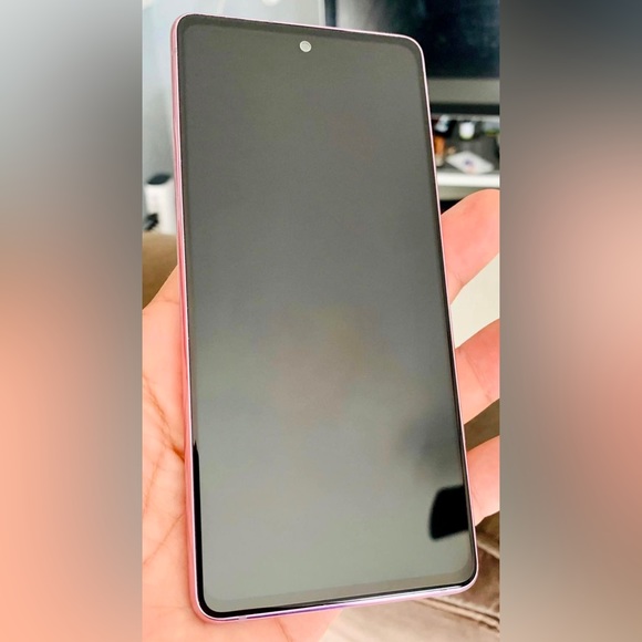 Samsung Galaxy S20 FE 5G 128GB Unlocked - Lavender - Picture 3 of 5